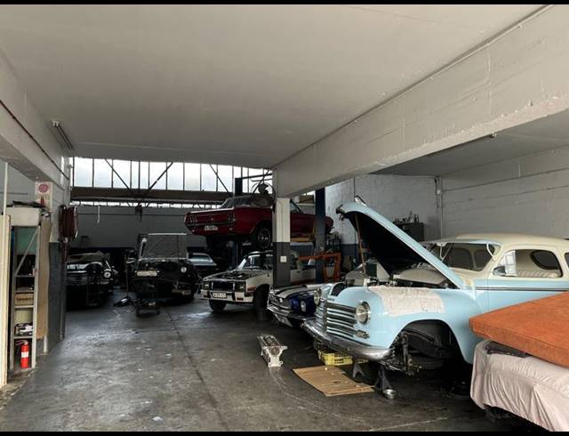 INDUSTRIAL PROPERTY TO RENT IN PAARDEN EILAND